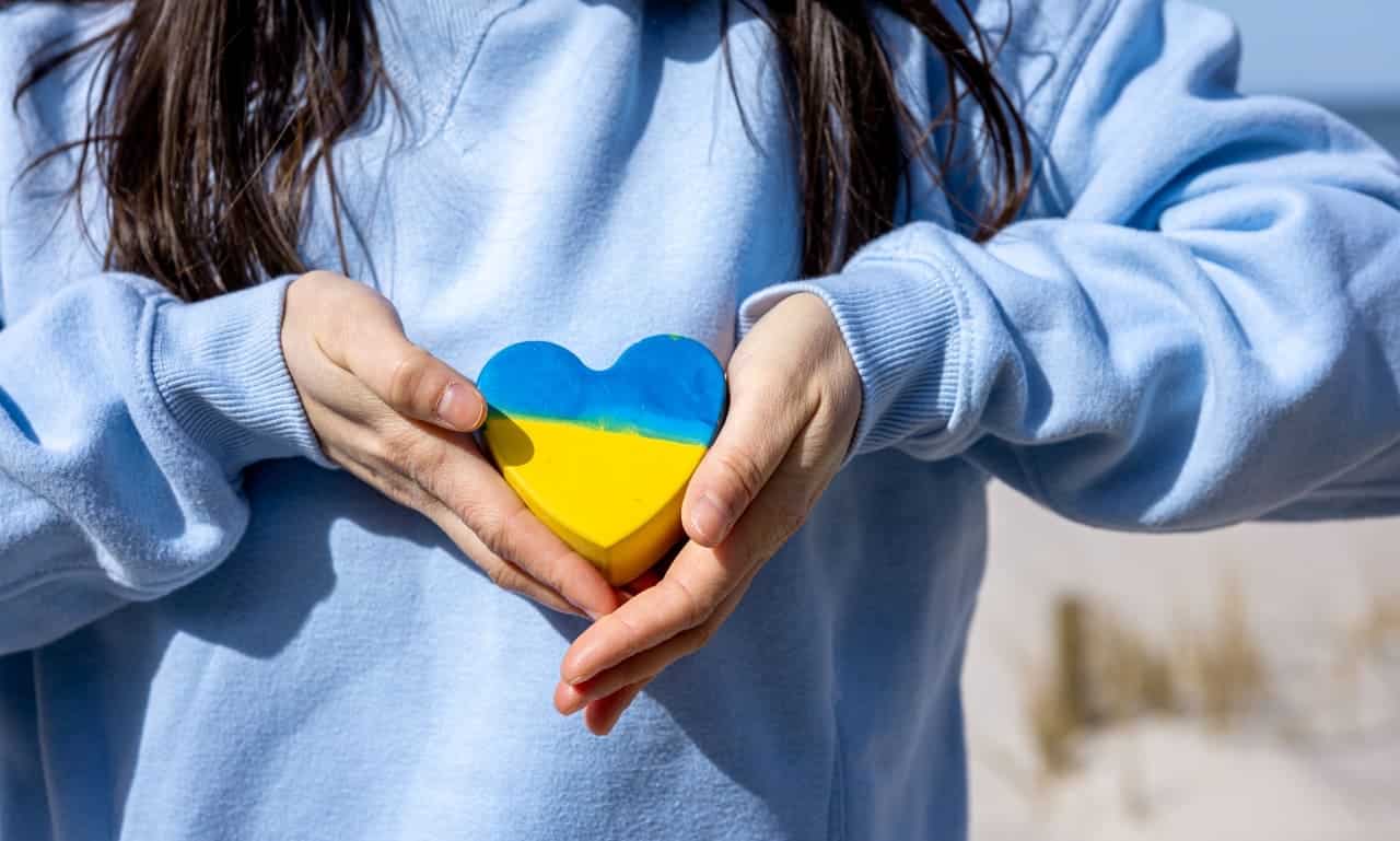 Jobs 4 Relief - offer jobs for Ukrainians